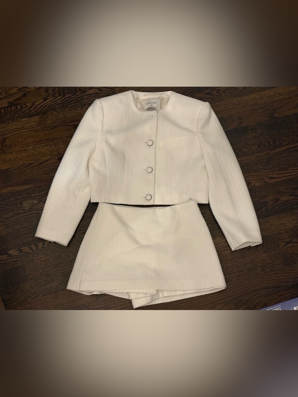 Aritzia Babaton Tweed Blazer & Skirt Set (Ivory) size 2